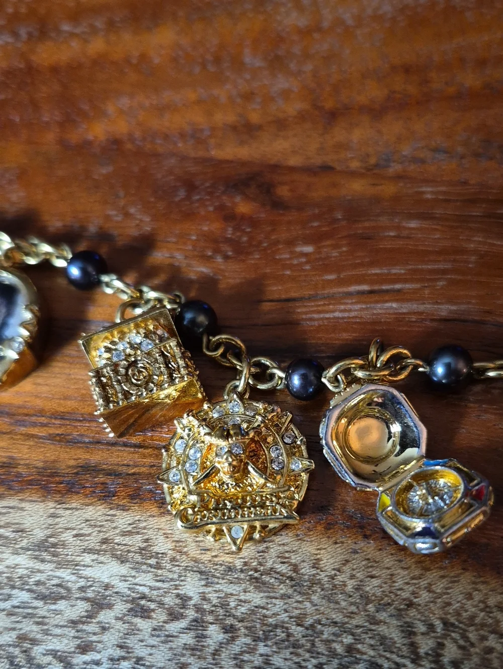 Bradford Exchange Pirates Of The Caribbean A Pirate's Treasure Charm Bracelet